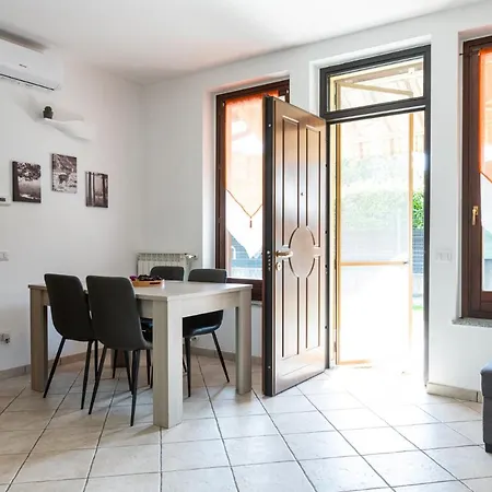 Giulia Apartment Besnate